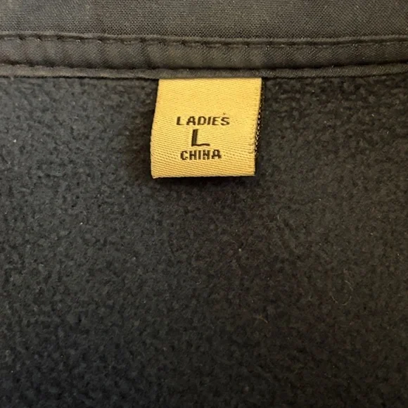 Women’s Disneyland Club 33 Lightweight Fleece-Lined Zip Up Jacket Size L - Picture 5 of 12